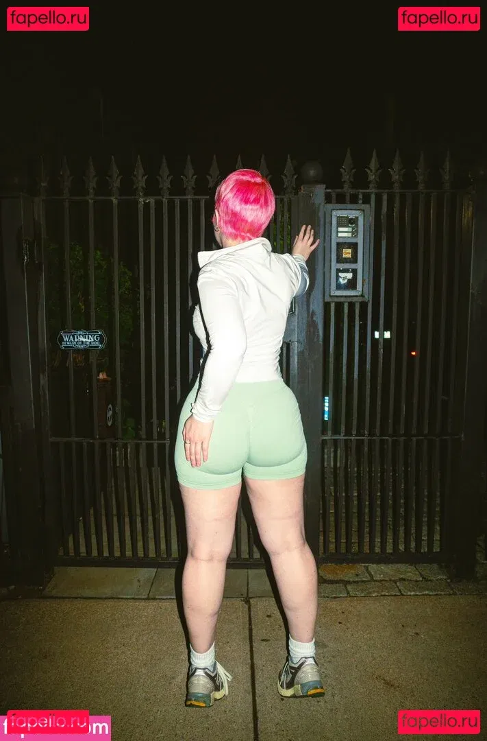 sadgalbri Onlyfans Photo Gallery 