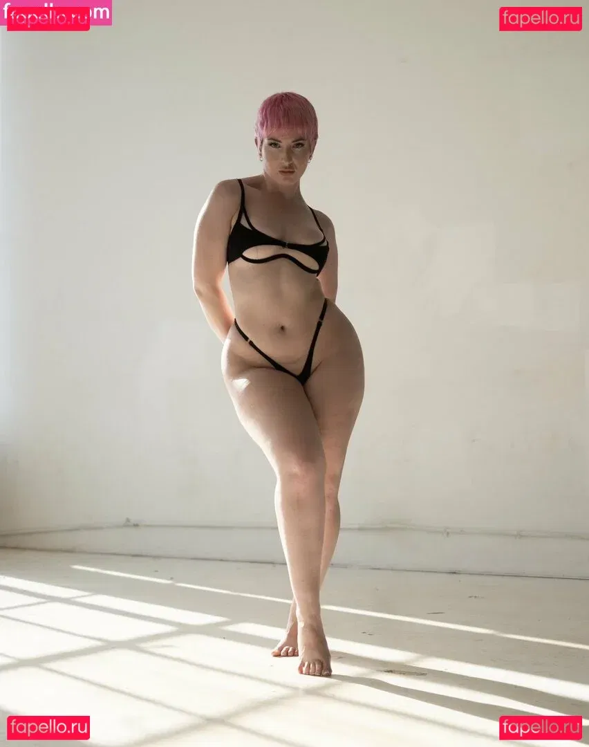 sadgalbri Onlyfans Photo Gallery 