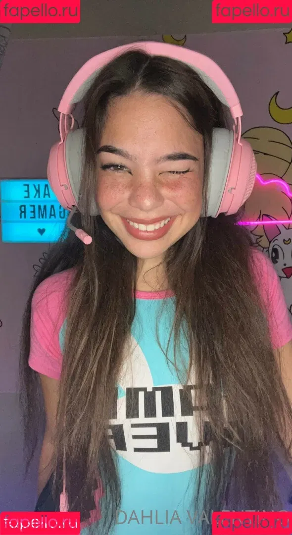 Dahlia Valentino Onlyfans Photo Gallery 