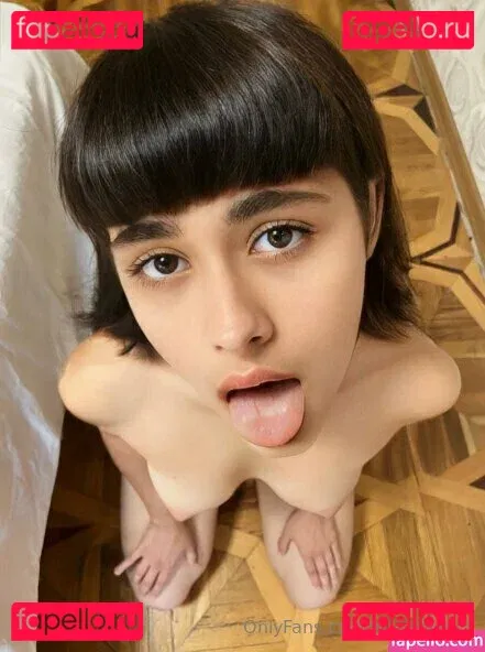 elizabeth_q Onlyfans Photo Gallery 