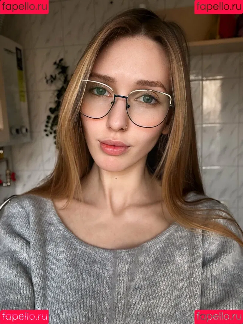 lina_meow Onlyfans Photo Gallery 