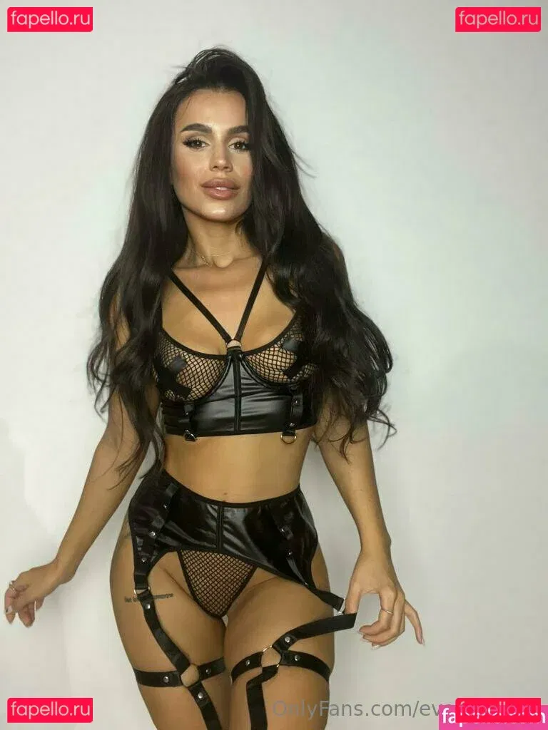 evamarie96 Onlyfans Photo Gallery 