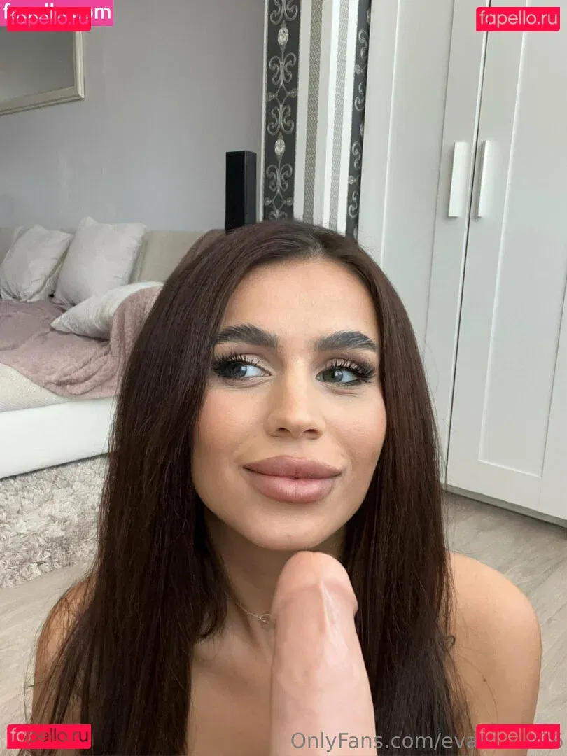 evamarie96 Onlyfans Photo Gallery 