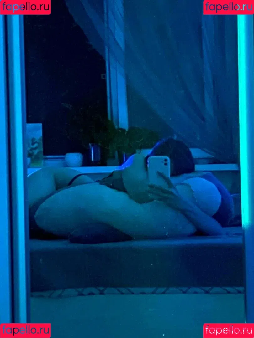 sonya_me Onlyfans Photo Gallery 