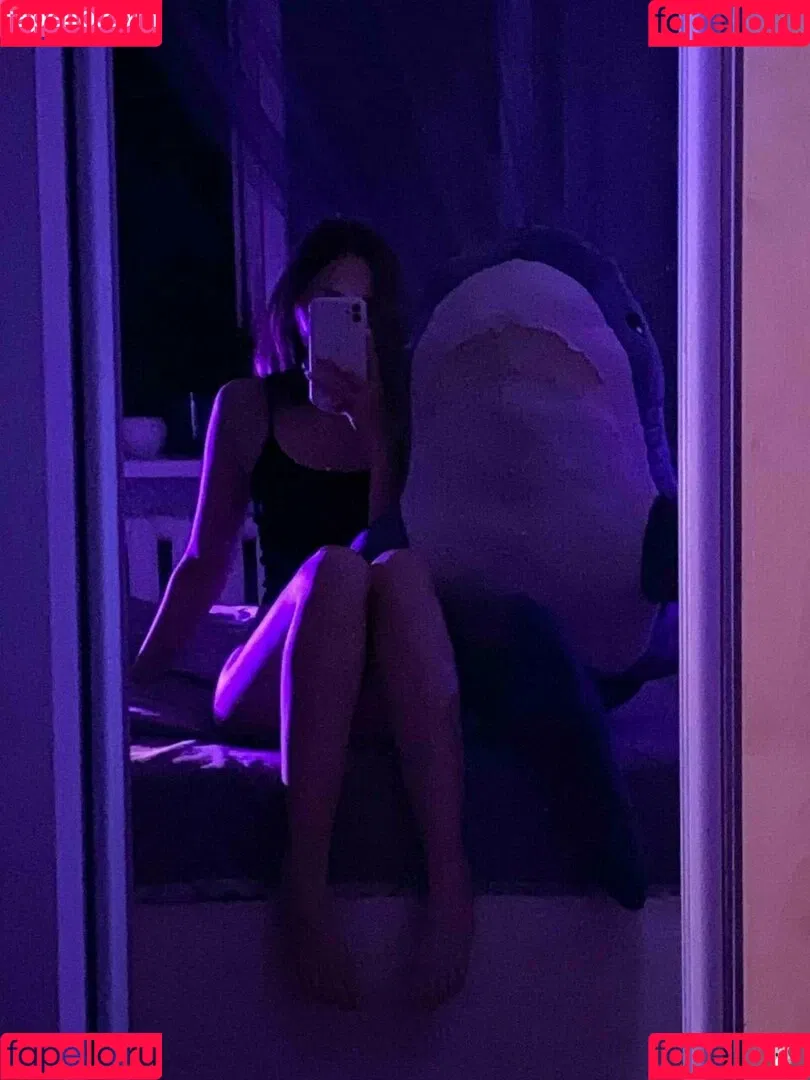 sonya_me Onlyfans Photo Gallery 