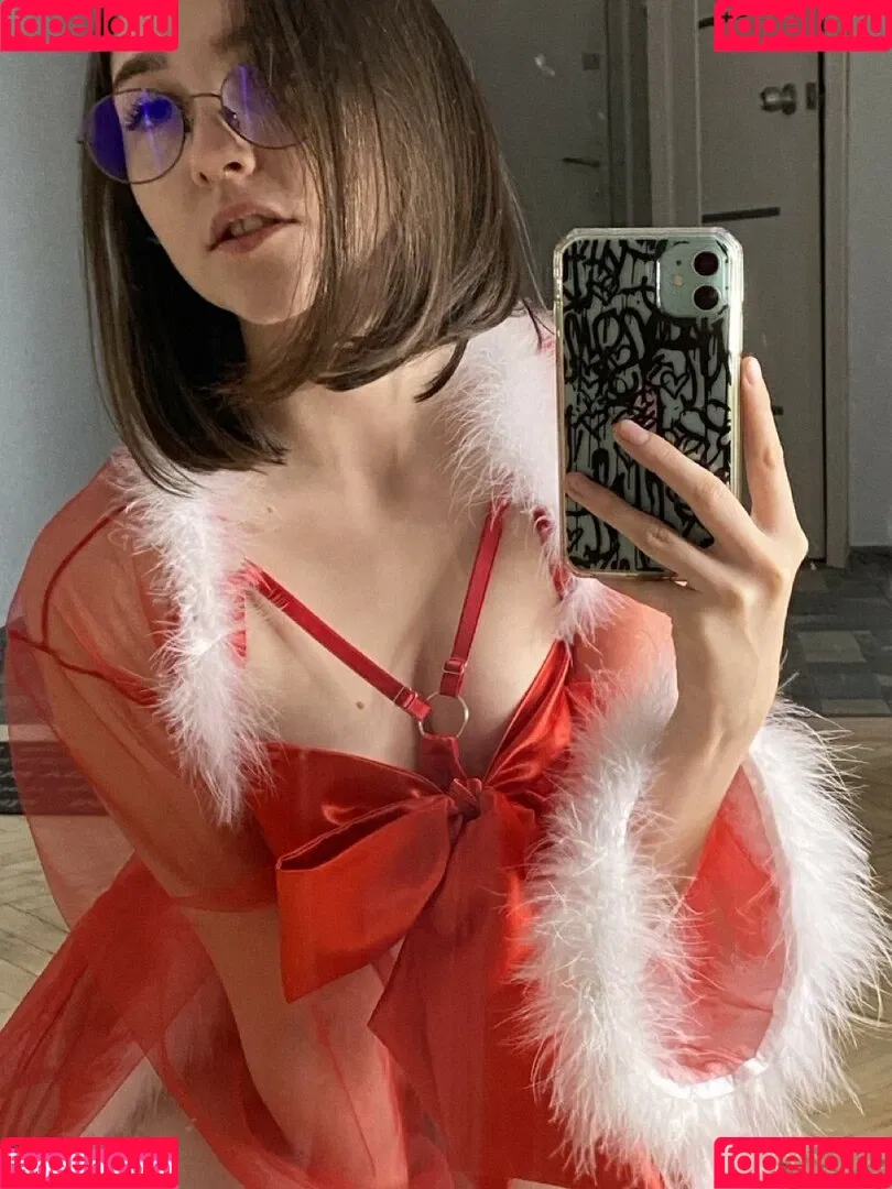 sonya_me Onlyfans Photo Gallery 