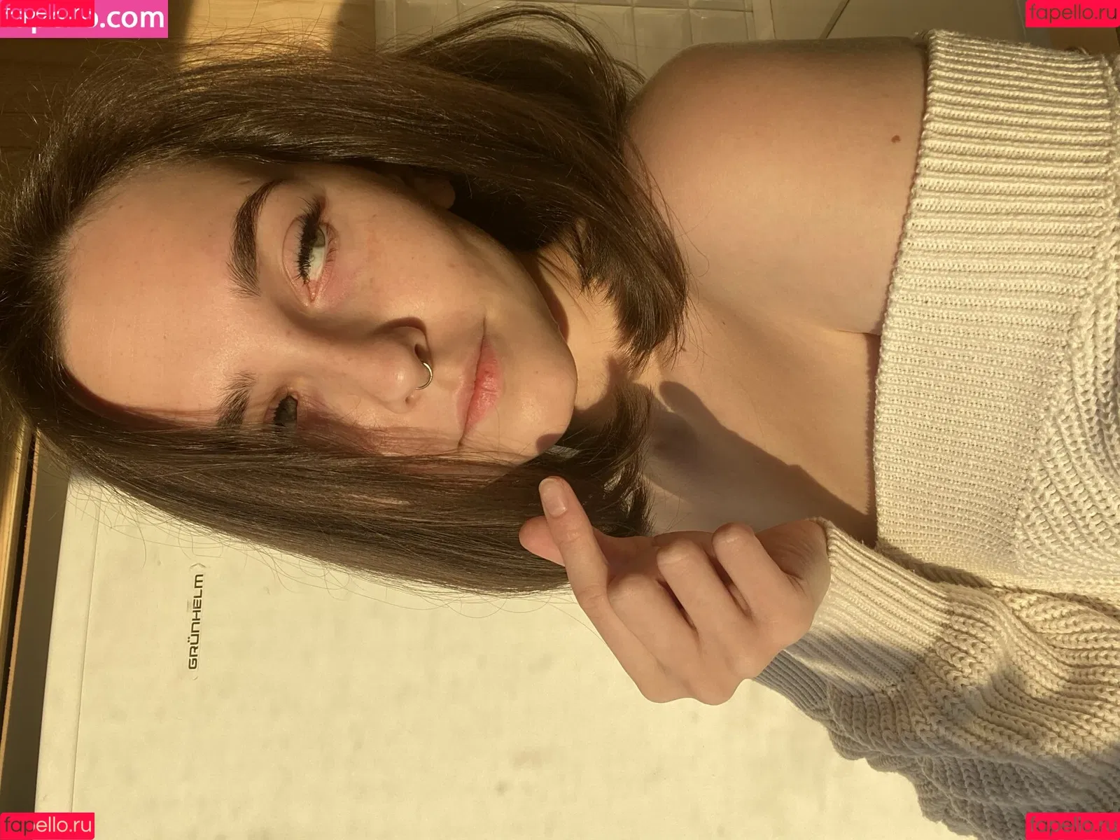 sonya_me Onlyfans Photo Gallery 
