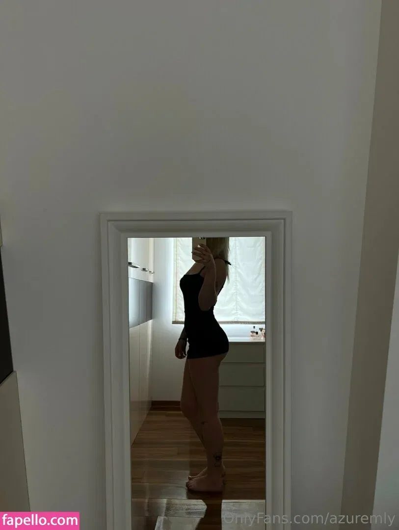 azuremly Onlyfans Photo Gallery 