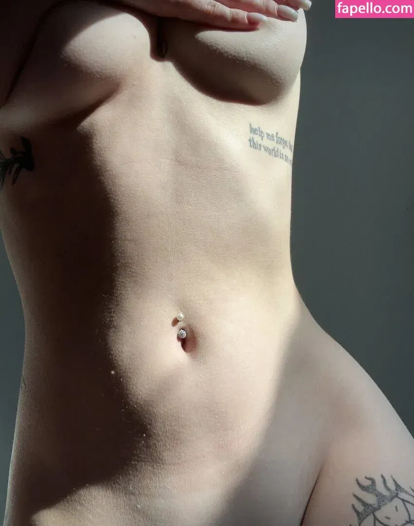 azuremly Onlyfans Photo Gallery 