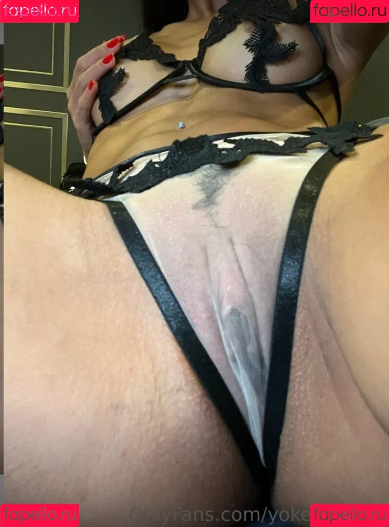 Yoke Onipa Onlyfans Photo Gallery 