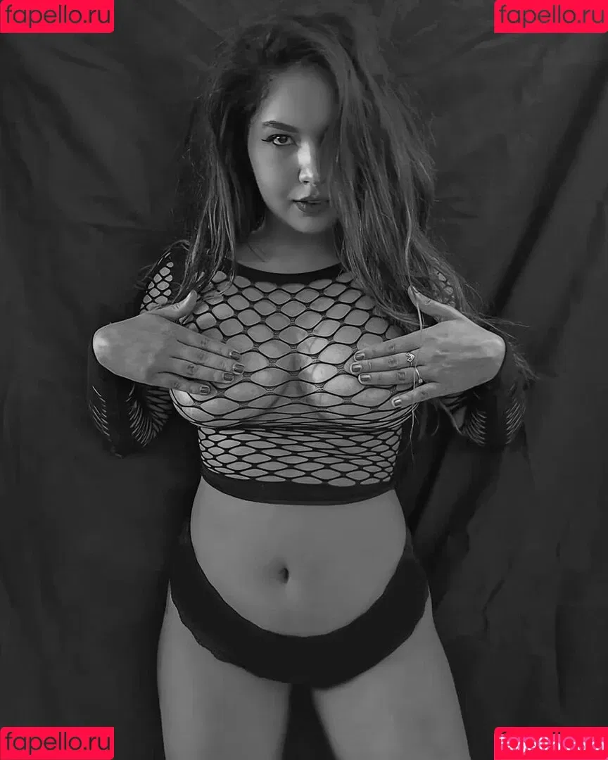 Zeeba Kalan Onlyfans Photo Gallery 