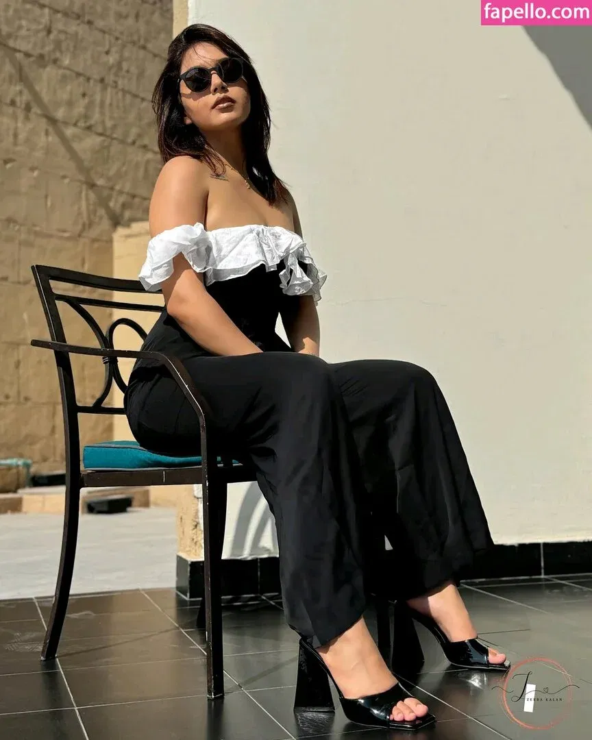 Zeeba Kalan Onlyfans Photo Gallery 