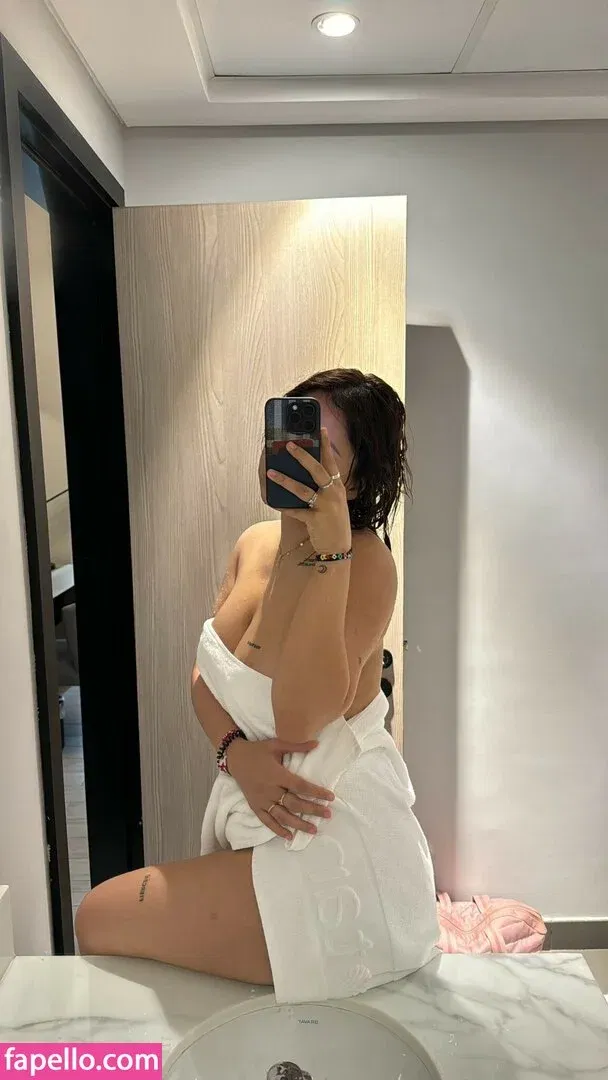 Zeeba Kalan Onlyfans Photo Gallery 