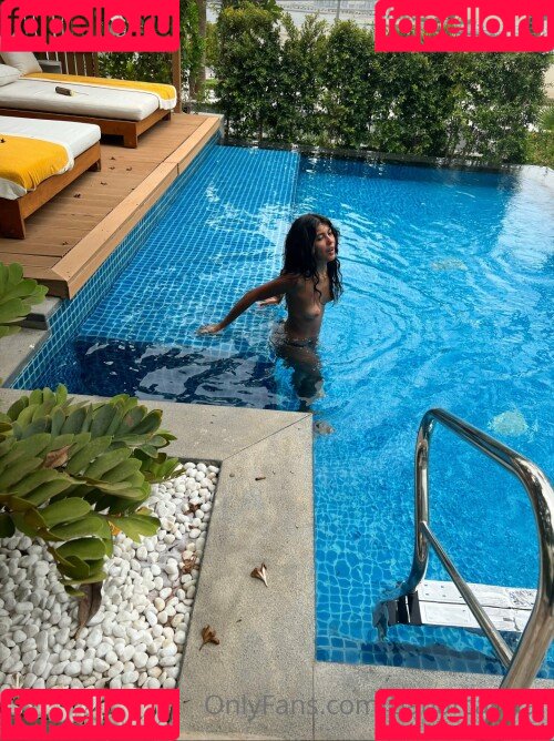 Bahar Candan Onlyfans Photo Gallery 