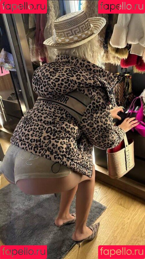 Bahar Candan Onlyfans Photo Gallery 