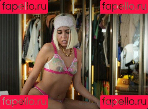 Bahar Candan Onlyfans Photo Gallery 