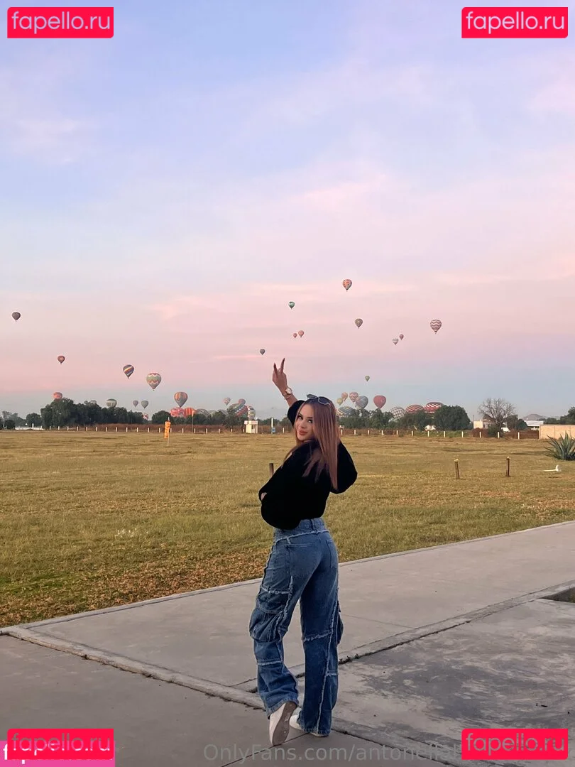 antonellahernandezz Onlyfans Photo Gallery 