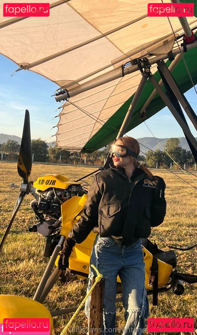 antonellahernandezz Onlyfans Photo Gallery 