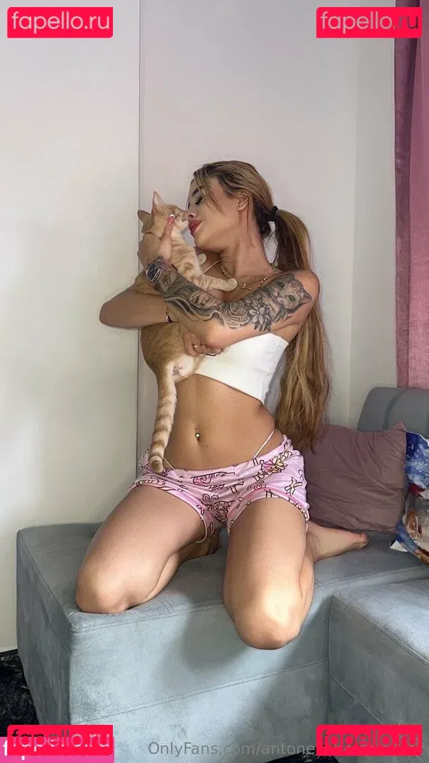 antonellahernandezz Onlyfans Photo Gallery 