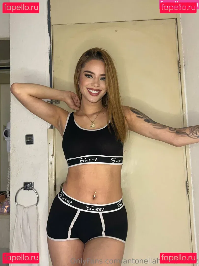 antonellahernandezz Onlyfans Photo Gallery 