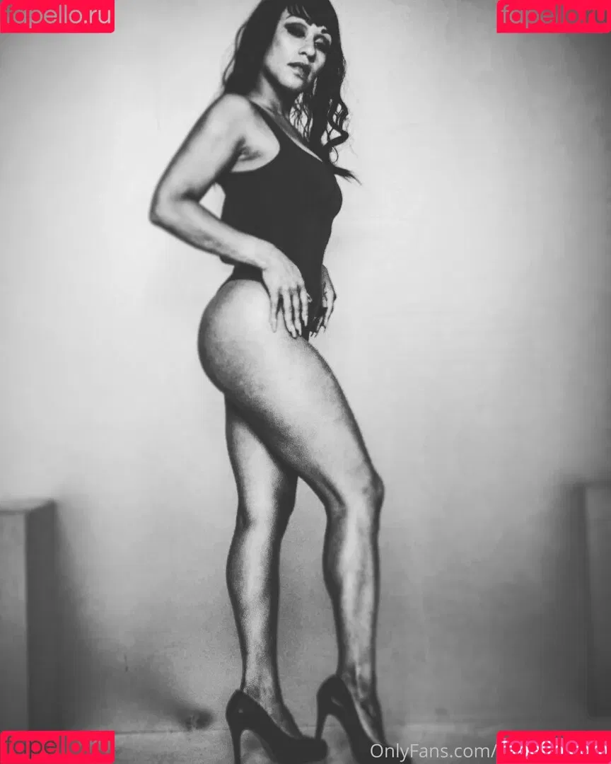 jasminereyez Onlyfans Photo Gallery 