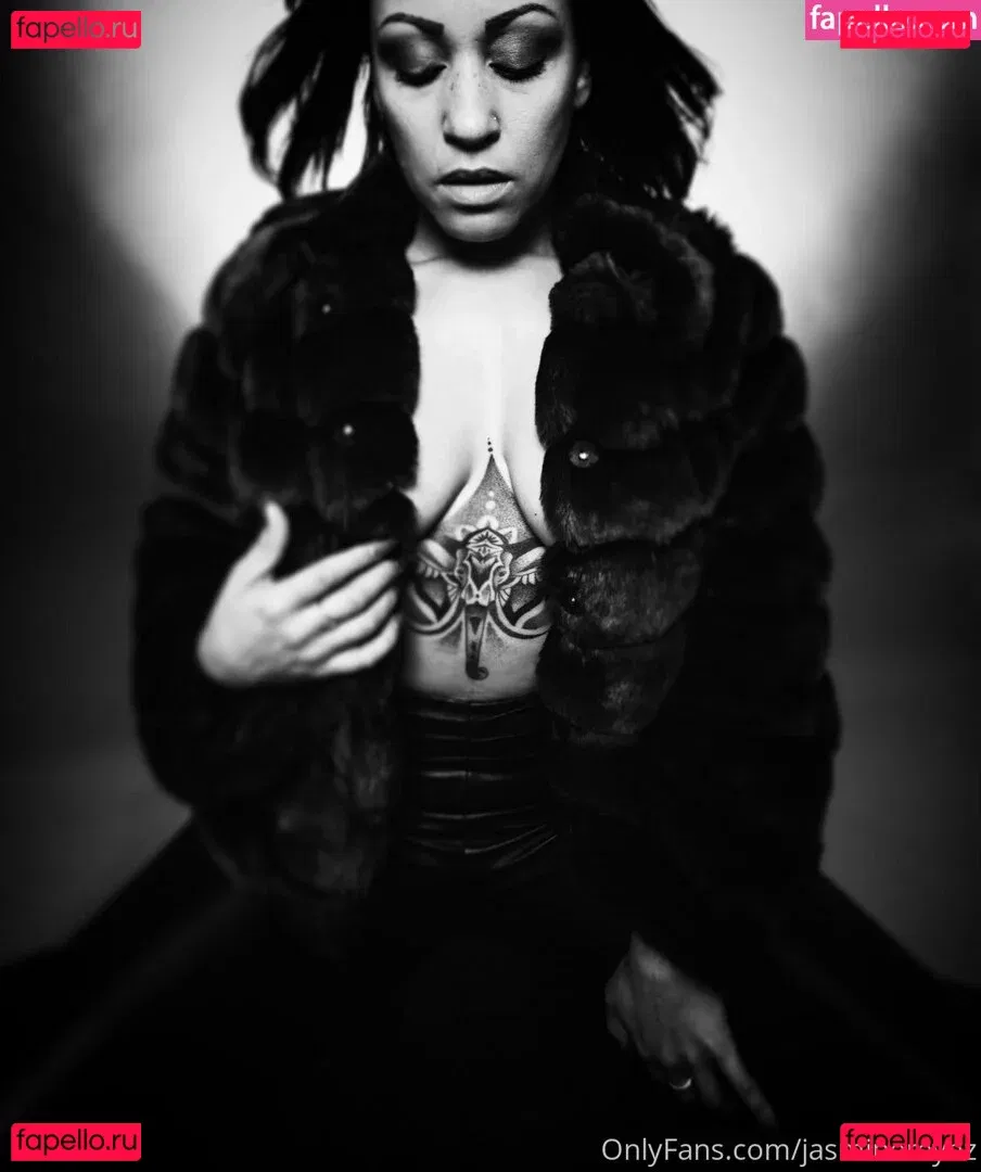 jasminereyez Onlyfans Photo Gallery 