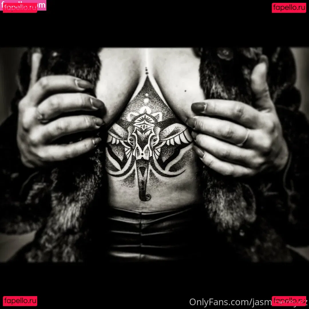 jasminereyez Onlyfans Photo Gallery 