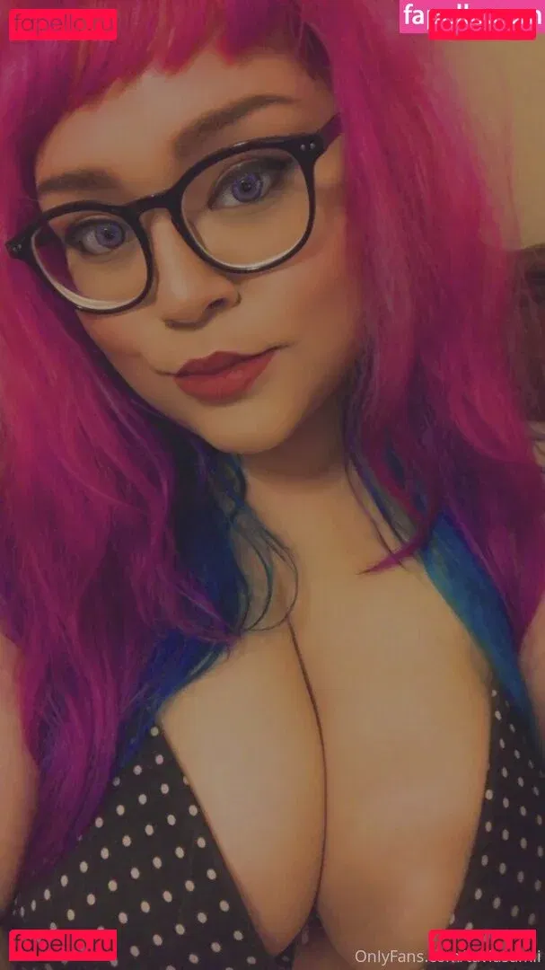 taviasamii Onlyfans Photo Gallery 