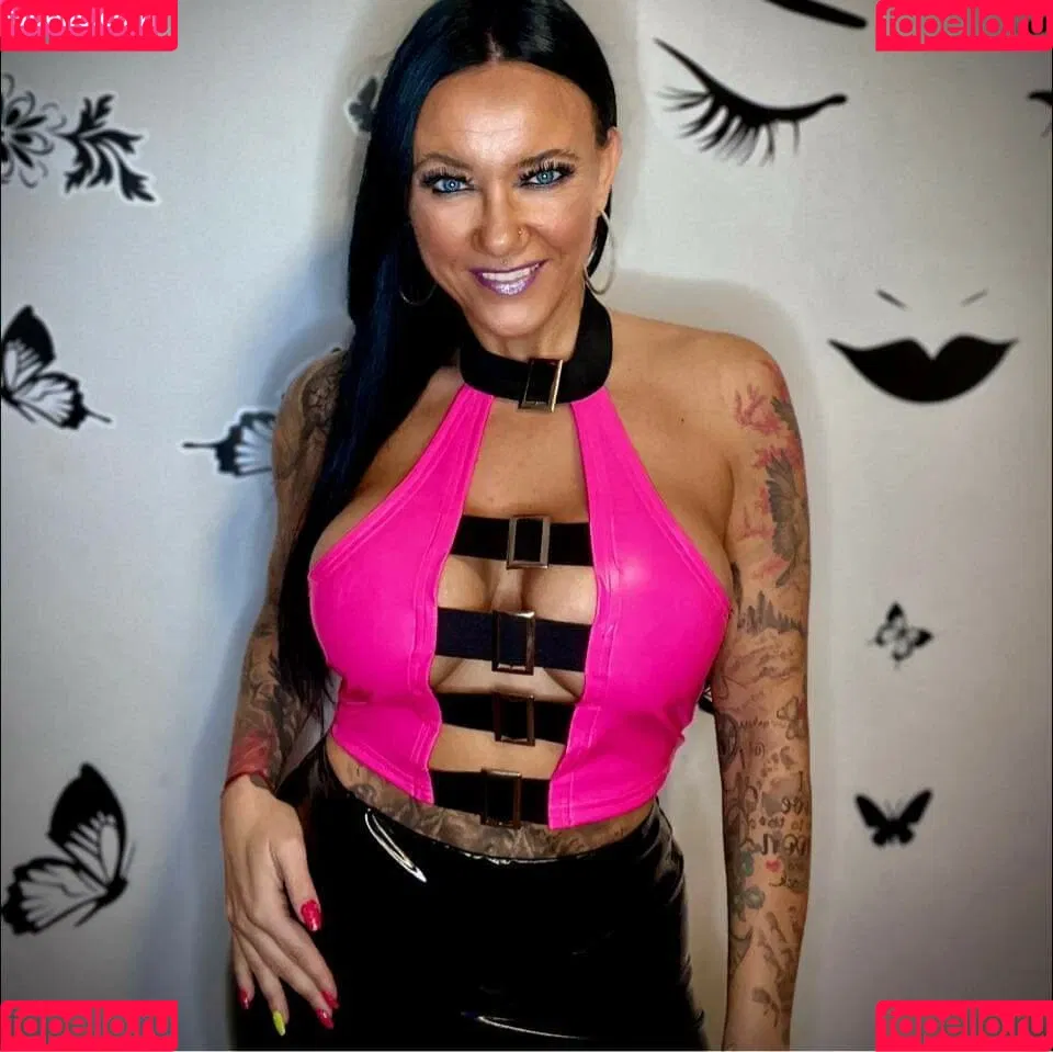 claudiroxa Onlyfans Photo Gallery 