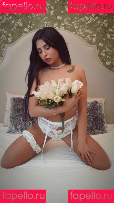 claudiroxa Onlyfans Photo Gallery 