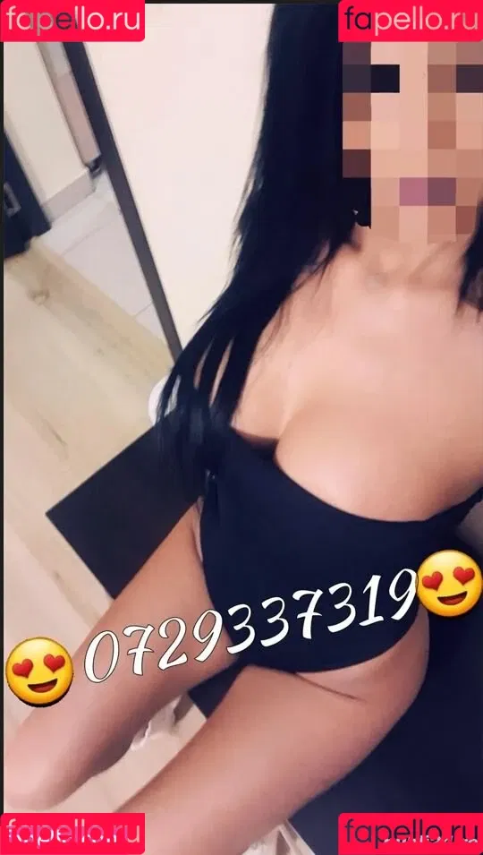 claudiroxa Onlyfans Photo Gallery 
