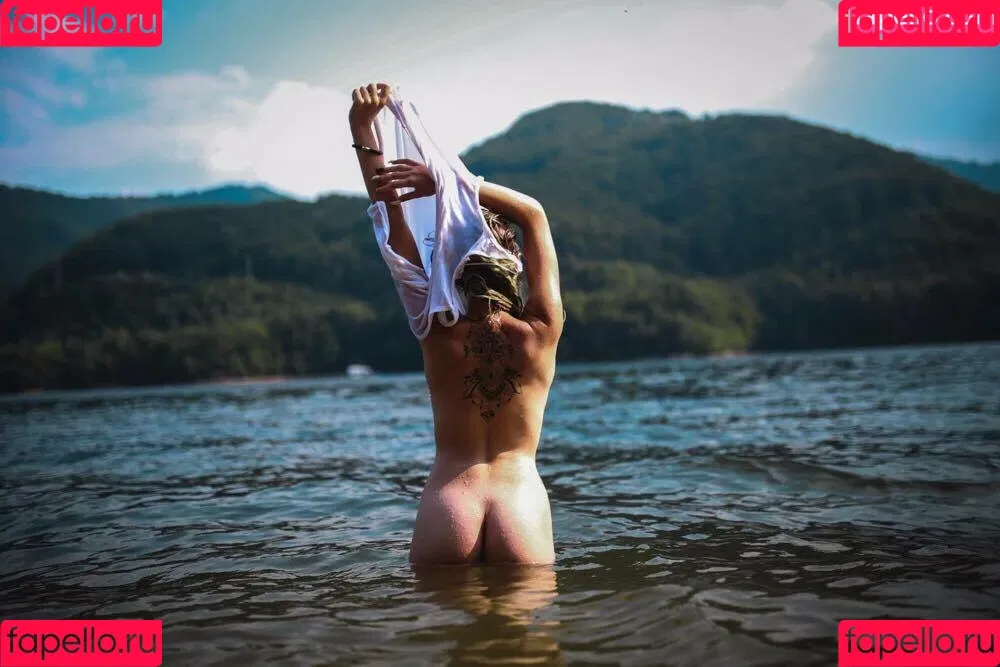 claudiroxa Onlyfans Photo Gallery 