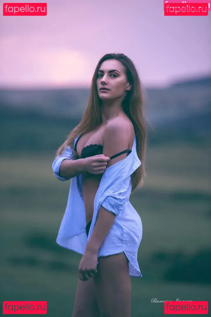 claudiroxa Onlyfans Photo Gallery 