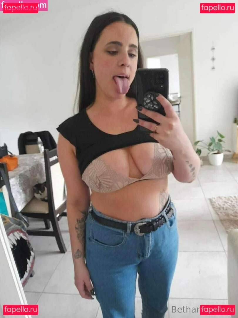 somewhereinoz98 Onlyfans Photo Gallery 