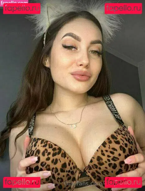 emmy_milller Onlyfans Photo Gallery 