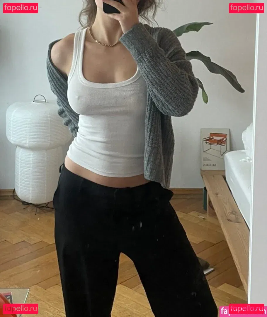 Carla Sophie Onlyfans Photo Gallery 