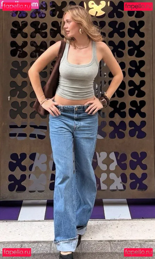 Carla Sophie Onlyfans Photo Gallery 