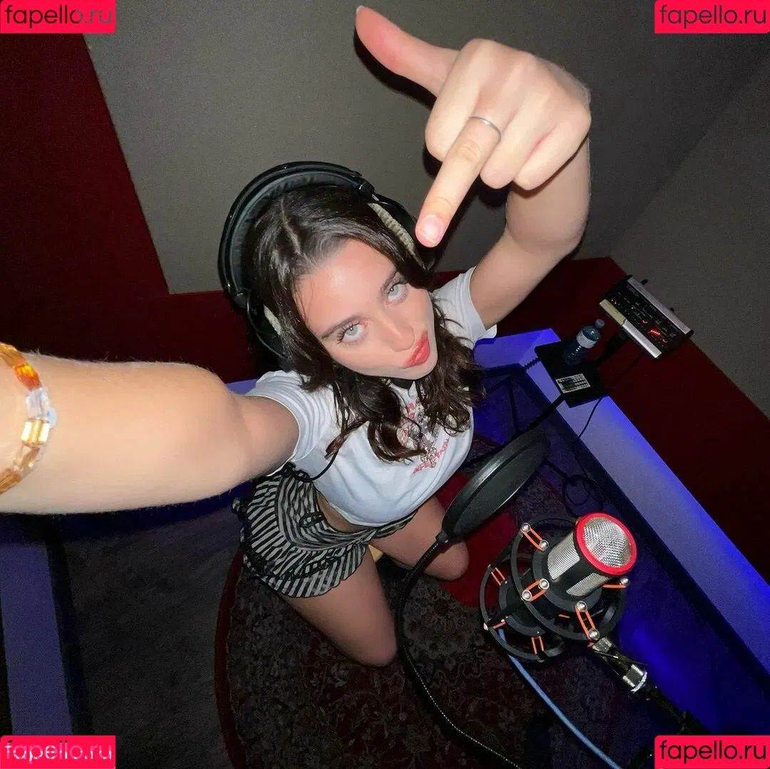 Victoria Alex Onlyfans Photo Gallery 
