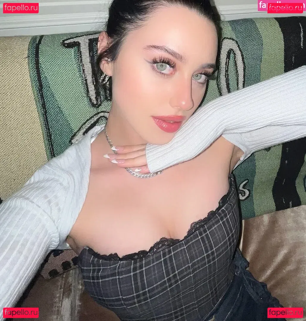 Victoria Alex Onlyfans Photo Gallery 