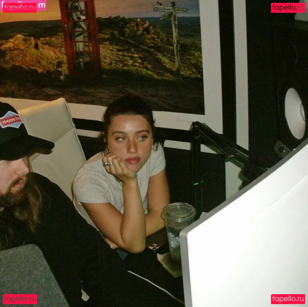 Victoria Alex Onlyfans Photo Gallery 