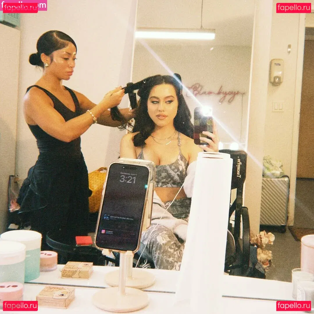 Victoria Alex Onlyfans Photo Gallery 