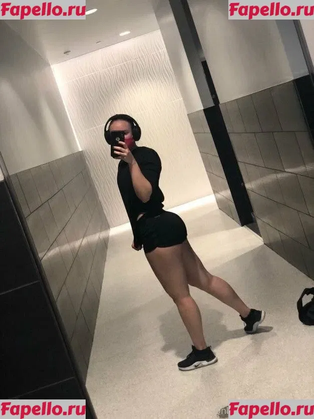 fiteen18 Onlyfans Photo Gallery 