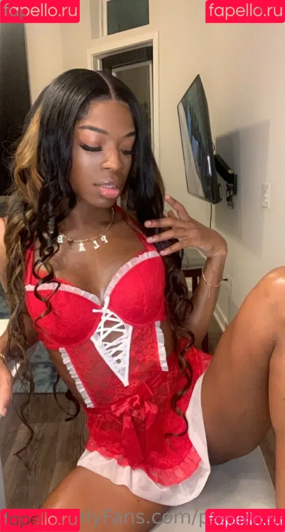puunanii Onlyfans Photo Gallery 