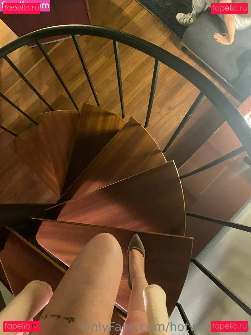 hotwife_ada Onlyfans Photo Gallery 