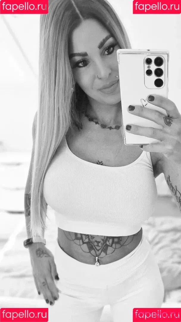 ladysecrets69 Onlyfans Photo Gallery 