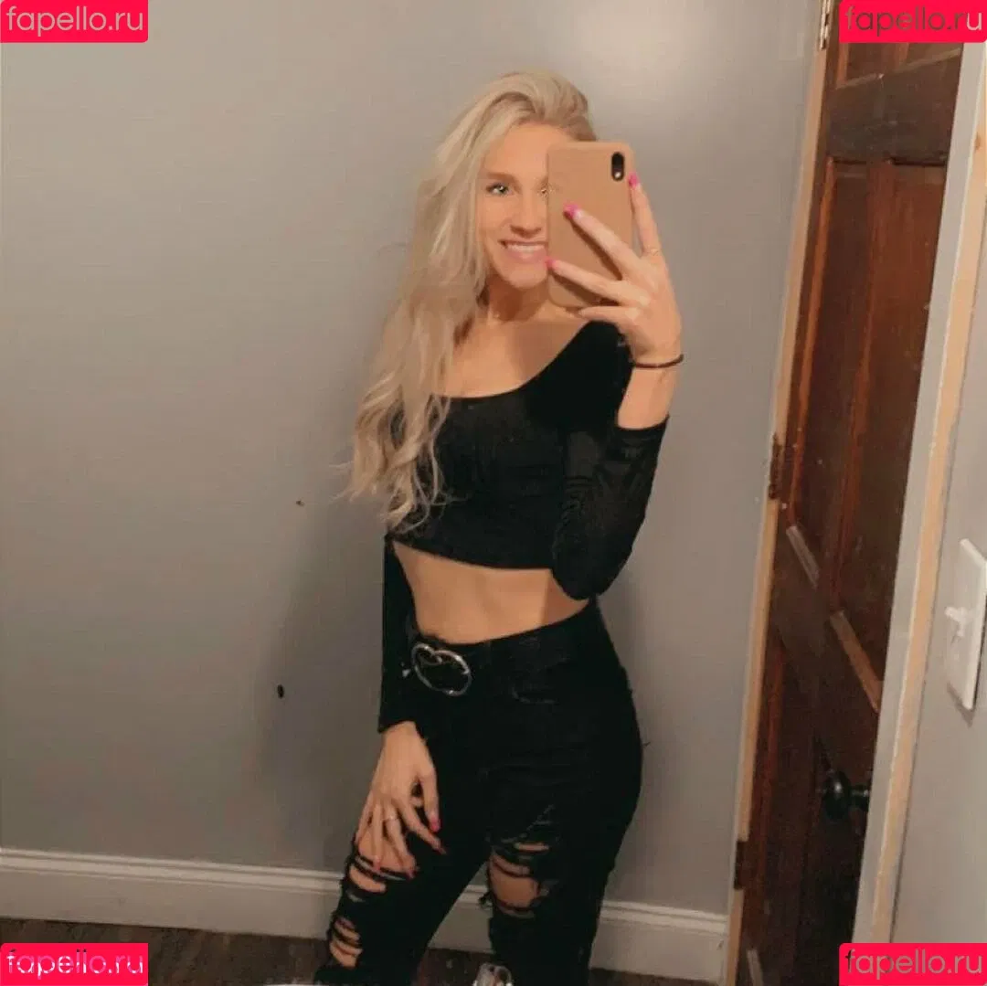Alyssa Bryanne Onlyfans Photo Gallery 