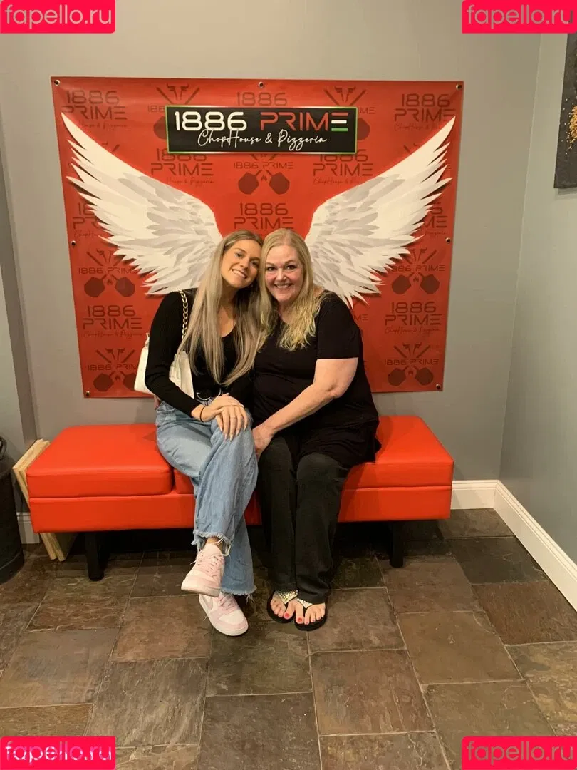 Alyssa Bryanne Onlyfans Photo Gallery 