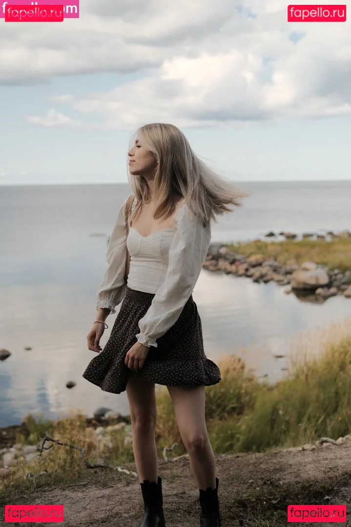 annacramling Onlyfans Photo Gallery 