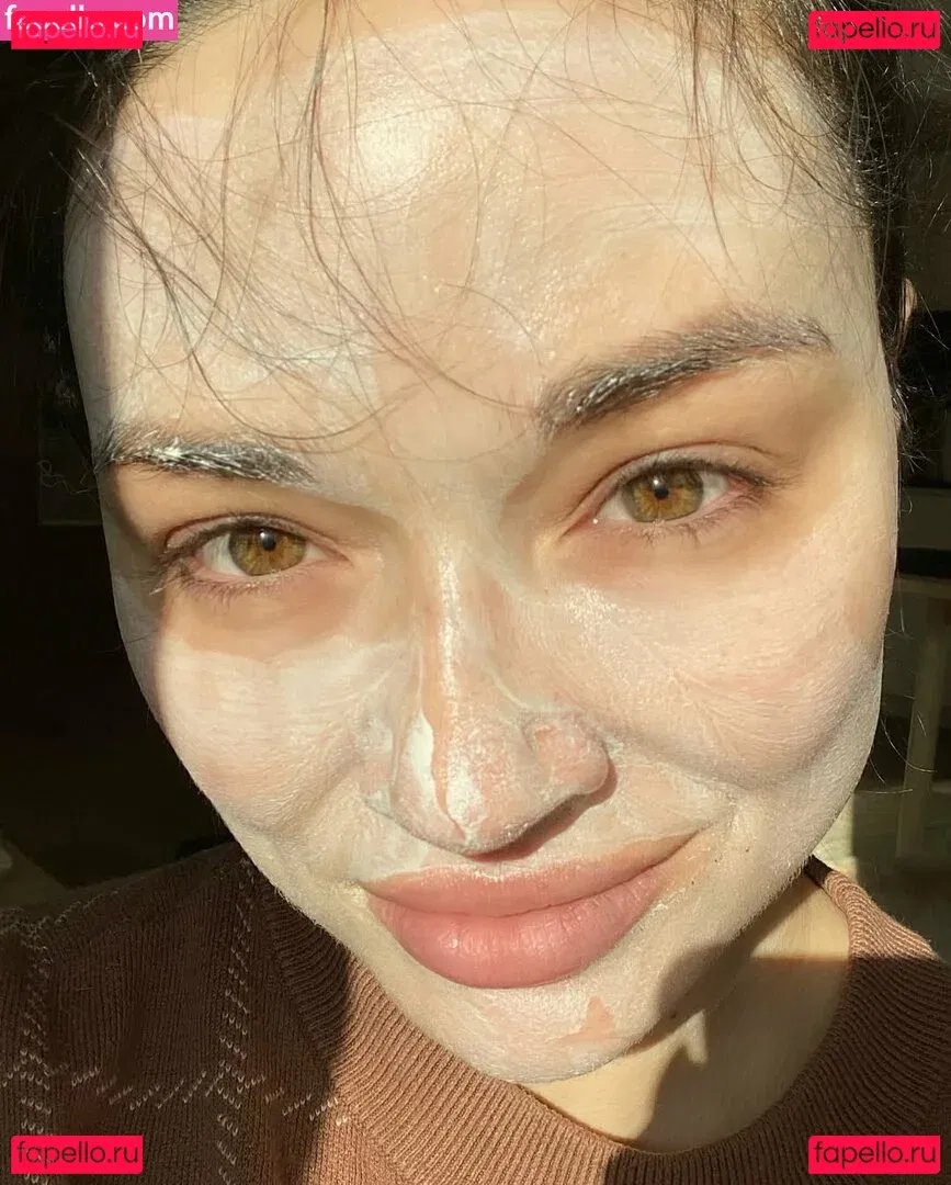 Crystal Reed Onlyfans Photo Gallery 