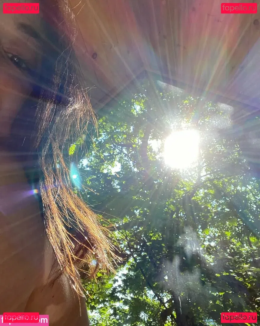 Crystal Reed Onlyfans Photo Gallery 